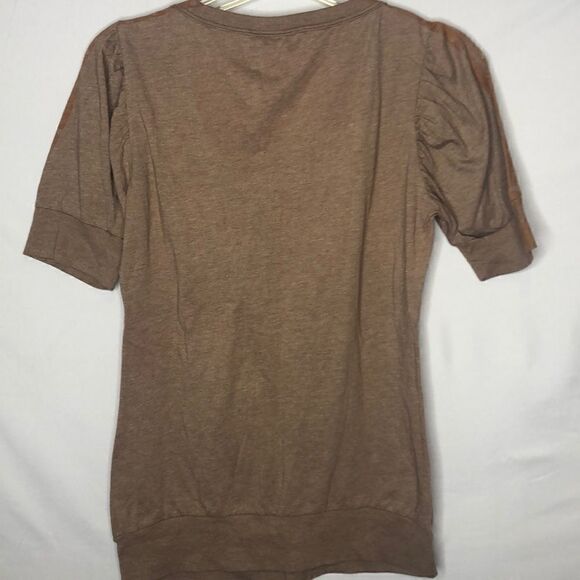 4/$25 G. Girl Top.  - Picture 6 of 6